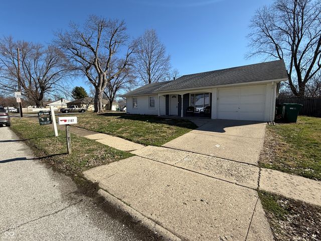 1107 Ridgewood Drive, Plainfield, IN 46168