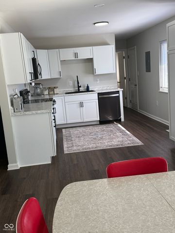 1107 Ridgewood Drive, Plainfield, IN 46168