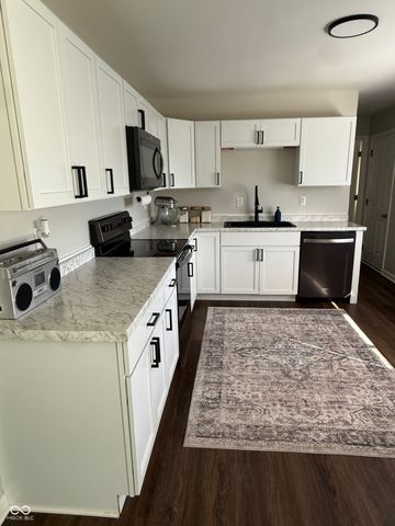 1107 Ridgewood Drive, Plainfield, IN 46168