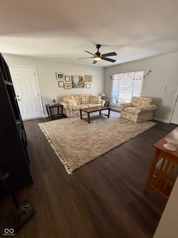 1107 Ridgewood Drive, Plainfield, IN 46168