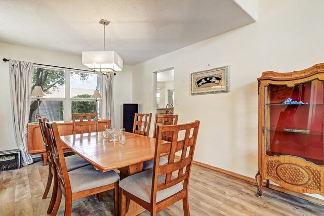 10301 Lawton Street NW, Albuquerque, NM 87114