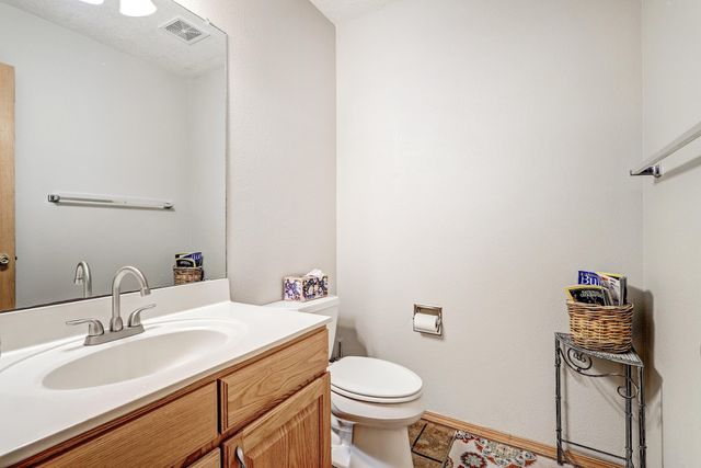 10301 Lawton Street NW, Albuquerque, NM 87114