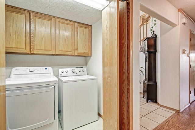 10301 Lawton Street NW, Albuquerque, NM 87114