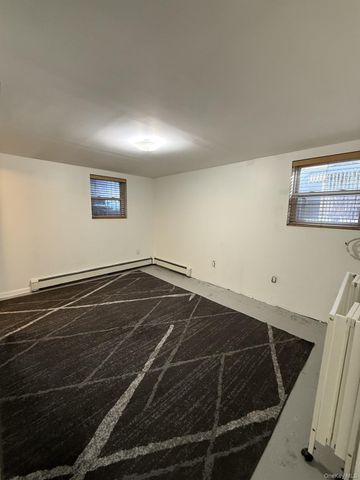 733 126th Street, College Point, NY 11356