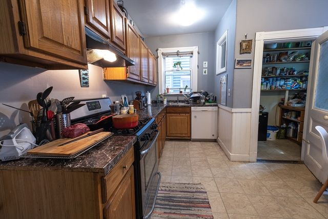 430 Centre St. 2, Boston, MA 02130