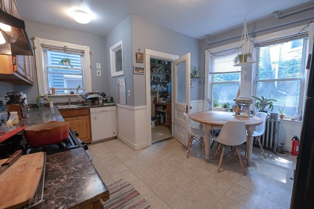 430 Centre St. 2, Boston, MA 02130