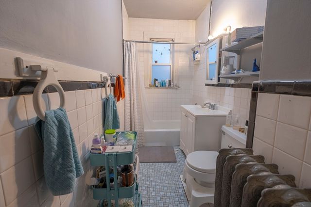 430 Centre St. 2, Boston, MA 02130