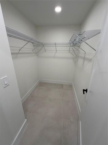 3918 DORAL DRIVE, Tampa, FL 33634