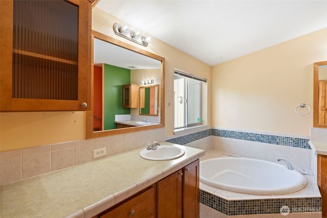 786 Frost Road, Winlock, WA 98596