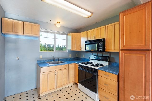 786 Frost Road, Winlock, WA 98596