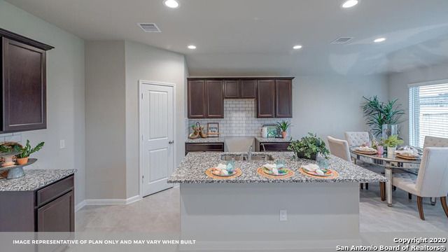 707 WILD OLIVE WAY, Seguin, TX 78155