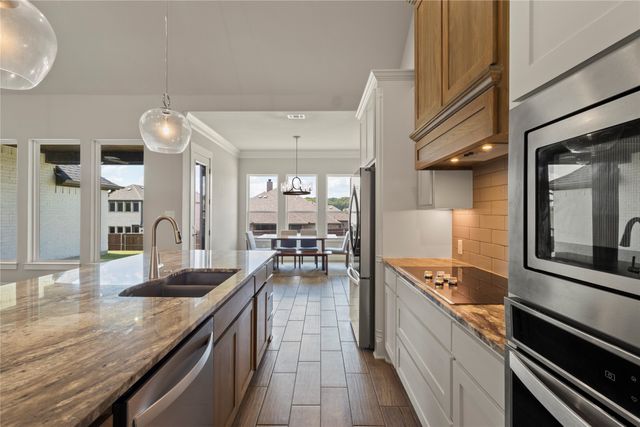 3021 Nob Hill Drive, Burleson, TX 76028