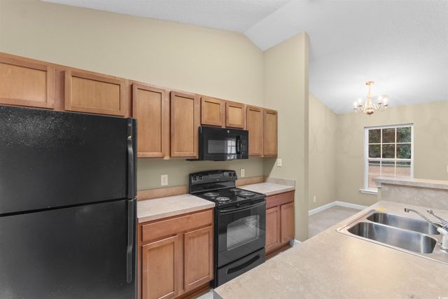 85 Graham Ln., Georgetown, SC 29440