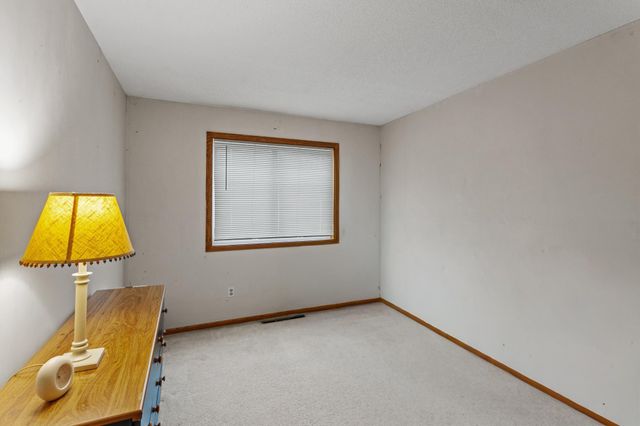 2559 Sumac Circle, White Bear Lake, MN 55110