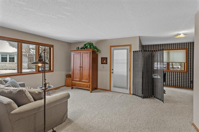 2559 Sumac Circle, White Bear Lake, MN 55110