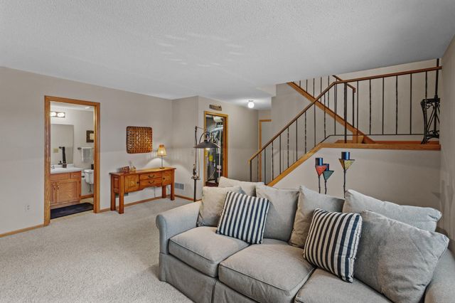 2559 Sumac Circle, White Bear Lake, MN 55110