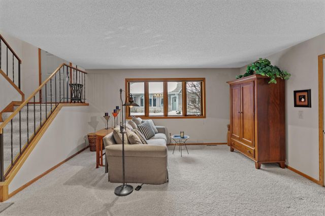 2559 Sumac Circle, White Bear Lake, MN 55110