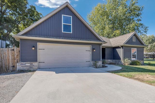 301 S 4th Avenue, Haubstadt, IN 47639