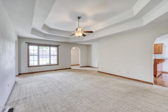 4709 W 28th Place, Joplin, MO 64804