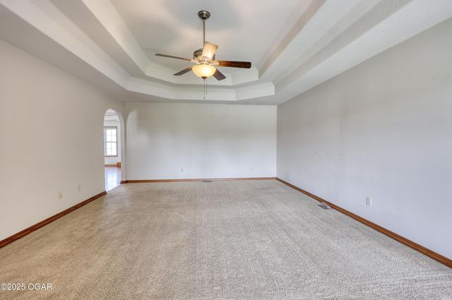 4709 W 28th Place, Joplin, MO 64804