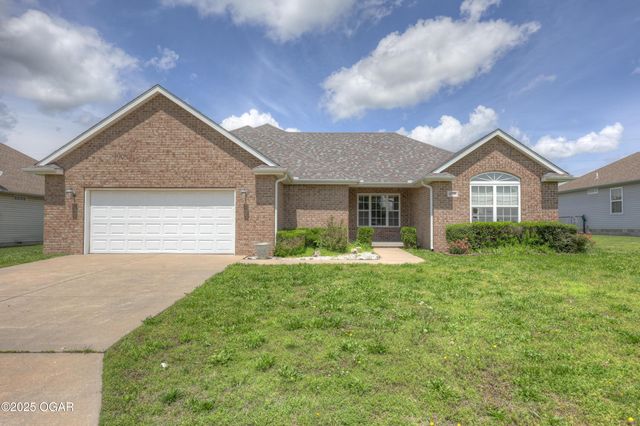 4709 W 28th Place, Joplin, MO 64804