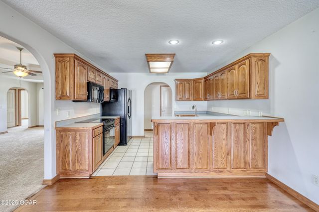 4709 W 28th Place, Joplin, MO 64804