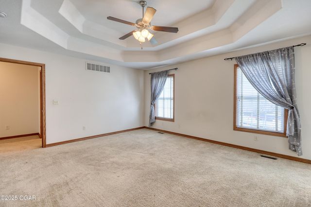4709 W 28th Place, Joplin, MO 64804