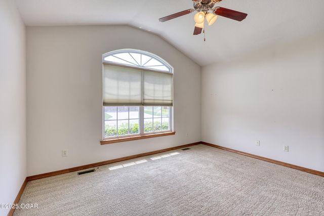 4709 W 28th Place, Joplin, MO 64804
