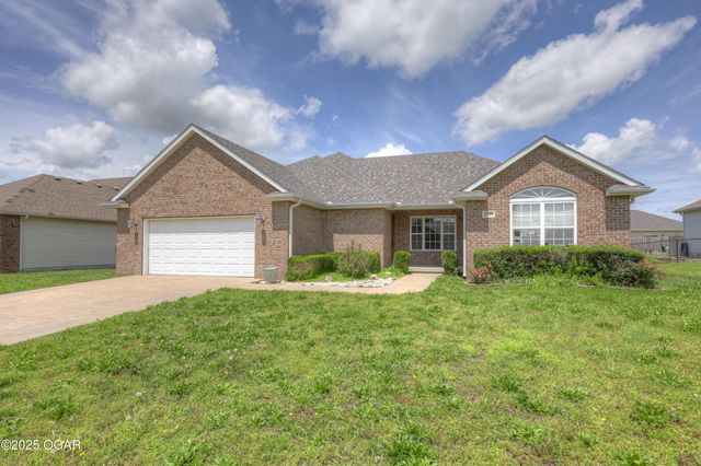 4709 W 28th Place, Joplin, MO 64804