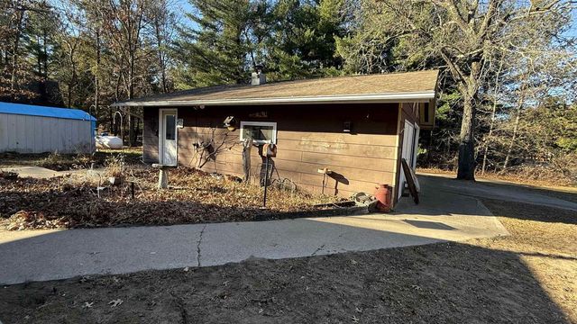 N8945 Deer Path Road, New Lisbon, WI 53950