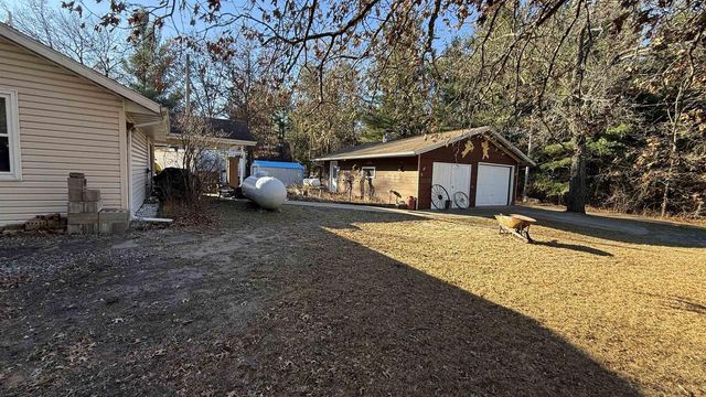 N8945 Deer Path Road, New Lisbon, WI 53950