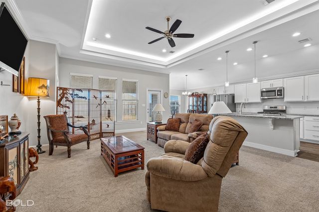 4180 Grassy Lake Drive, Bossier City, LA 71111
