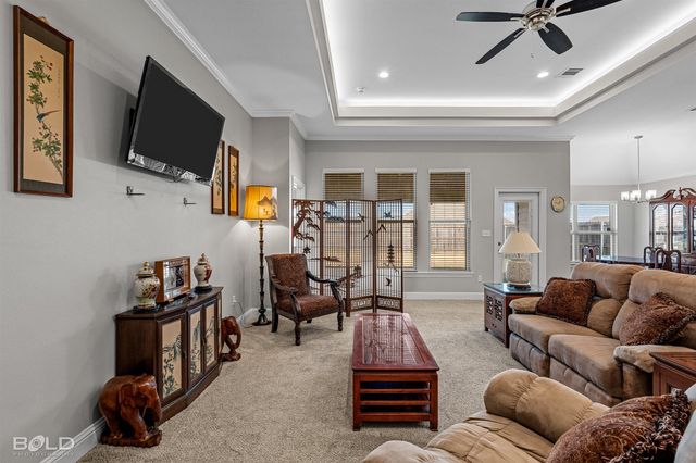 4180 Grassy Lake Drive, Bossier City, LA 71111