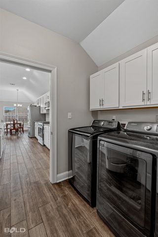 4180 Grassy Lake Drive, Bossier City, LA 71111