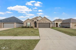 4180 Grassy Lake Drive, Bossier City, LA 71111