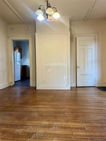 70 Linden Avenue, Middletown, NY 10940