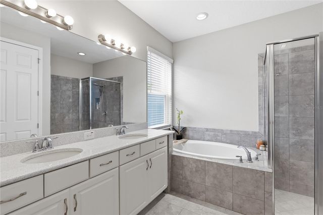 4939 LOS ROBLES COURT, Palmetto, FL 34221