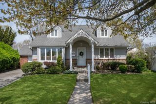 117 Betty Road, East Meadow, NY 11554