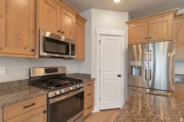 278 E 1850 N, North Ogden, UT 84414