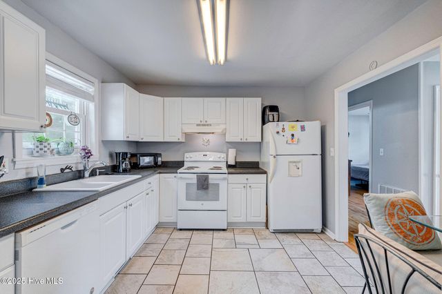 233 Two Chopt Rd., Wilmington, NC 28405