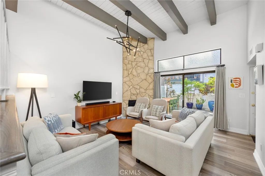 1908 Grant Avenue D, Redondo Beach, CA 90278