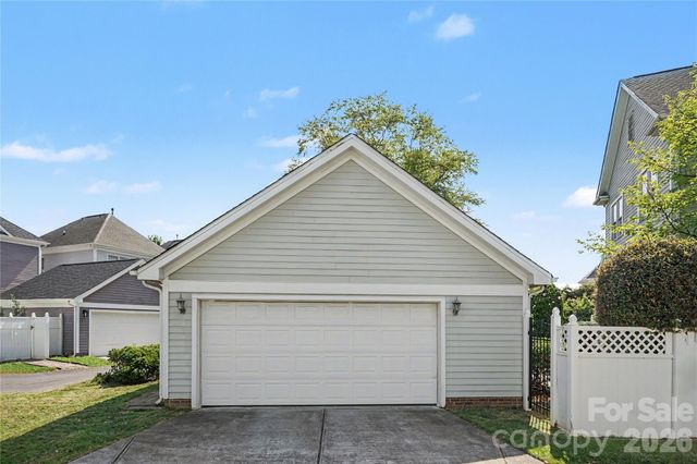 12711 James Blakeney Avenue, Charlotte, NC 28277