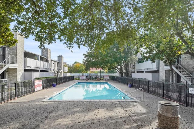 10823 Braes Bend Drive, Houston, TX 77071