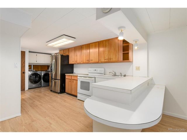 6401 S Marion St, Centennial, CO 80121