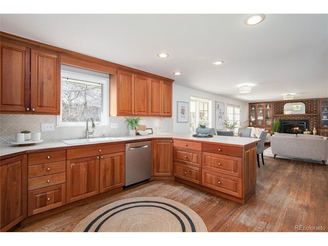 6401 S Marion St, Centennial, CO 80121