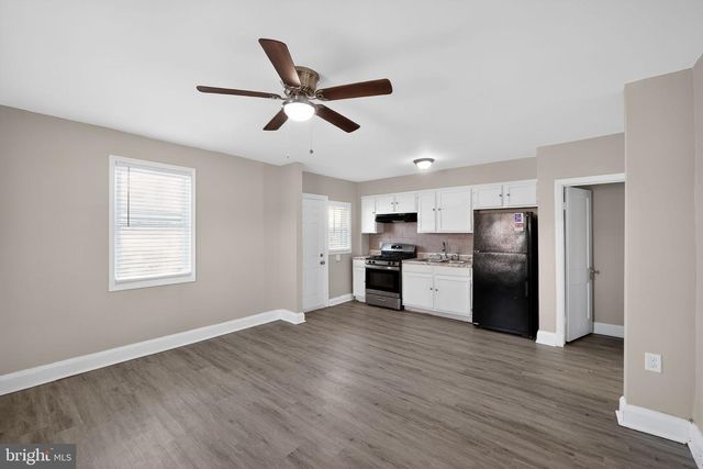 821 MOUNT HOLLY ST, Baltimore, MD 21229