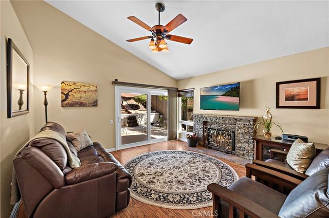 30 Oxbow Creek, Laguna Hills, CA 92653