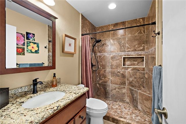 30 Oxbow Creek, Laguna Hills, CA 92653