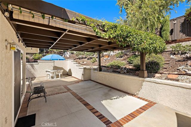 30 Oxbow Creek, Laguna Hills, CA 92653