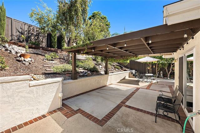 30 Oxbow Creek, Laguna Hills, CA 92653